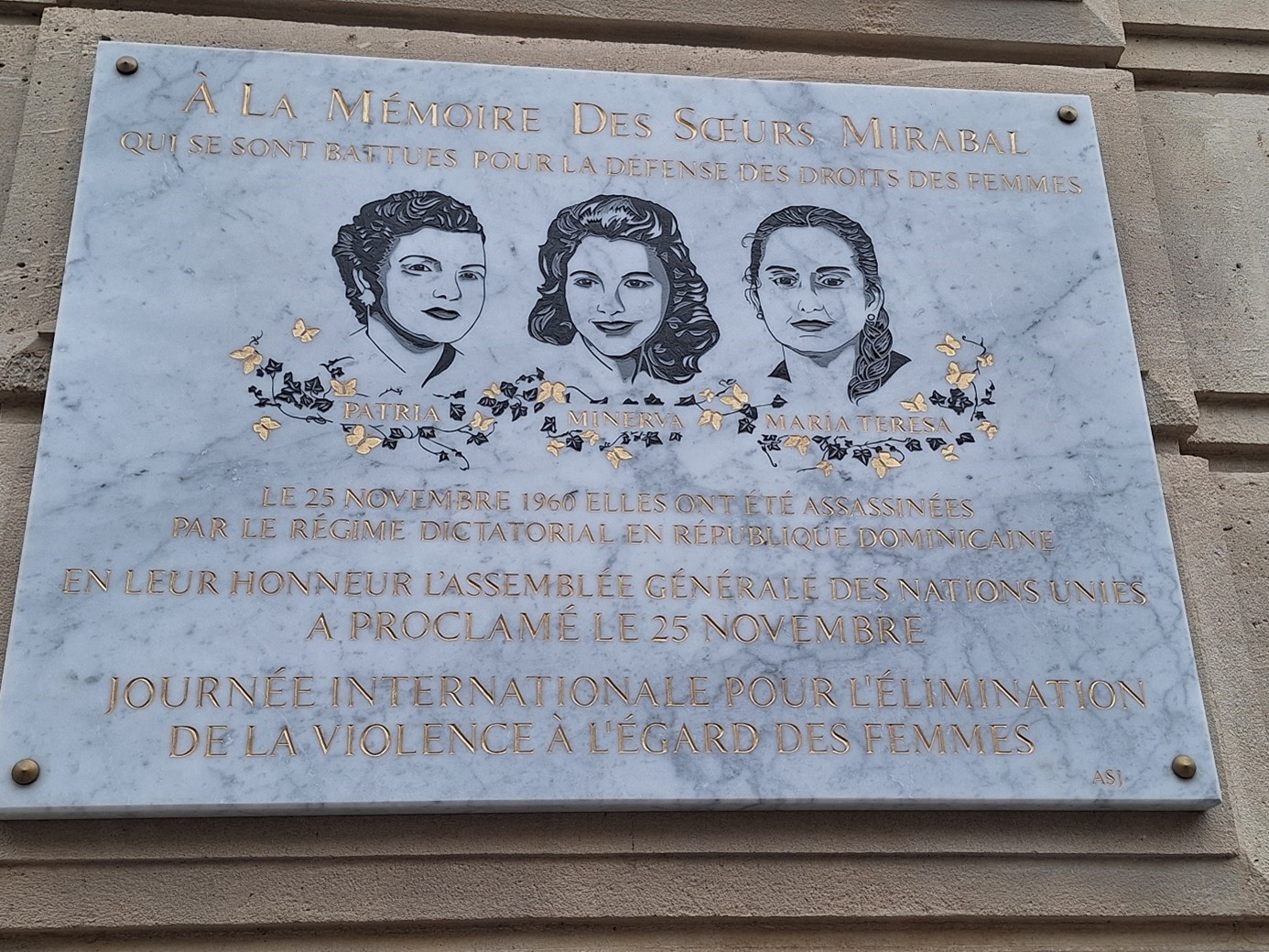 femmesassa femmesassa